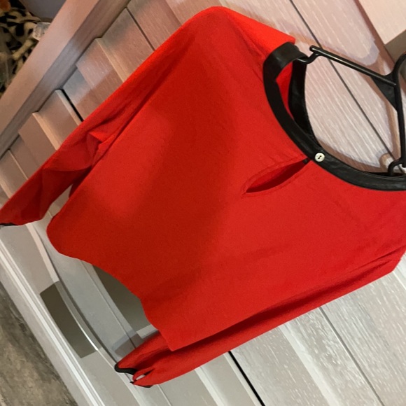 Bright red long sleeve blouse with black leather - Picture 4 of 5
